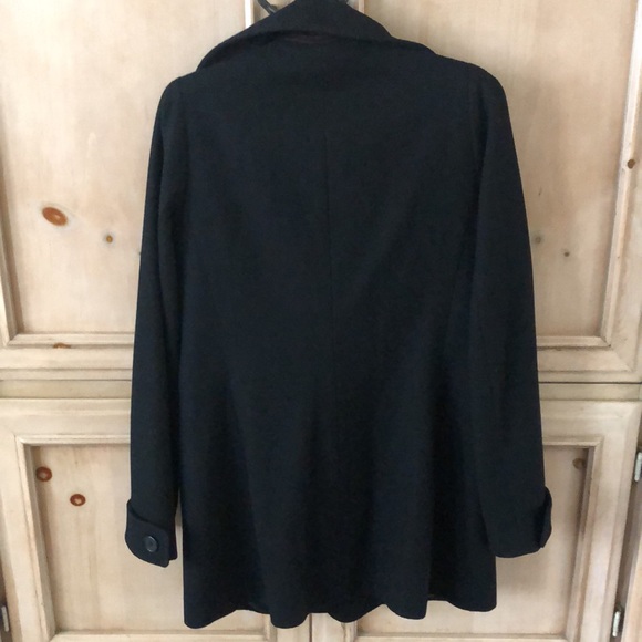 Jacket - Picture 2 of 6